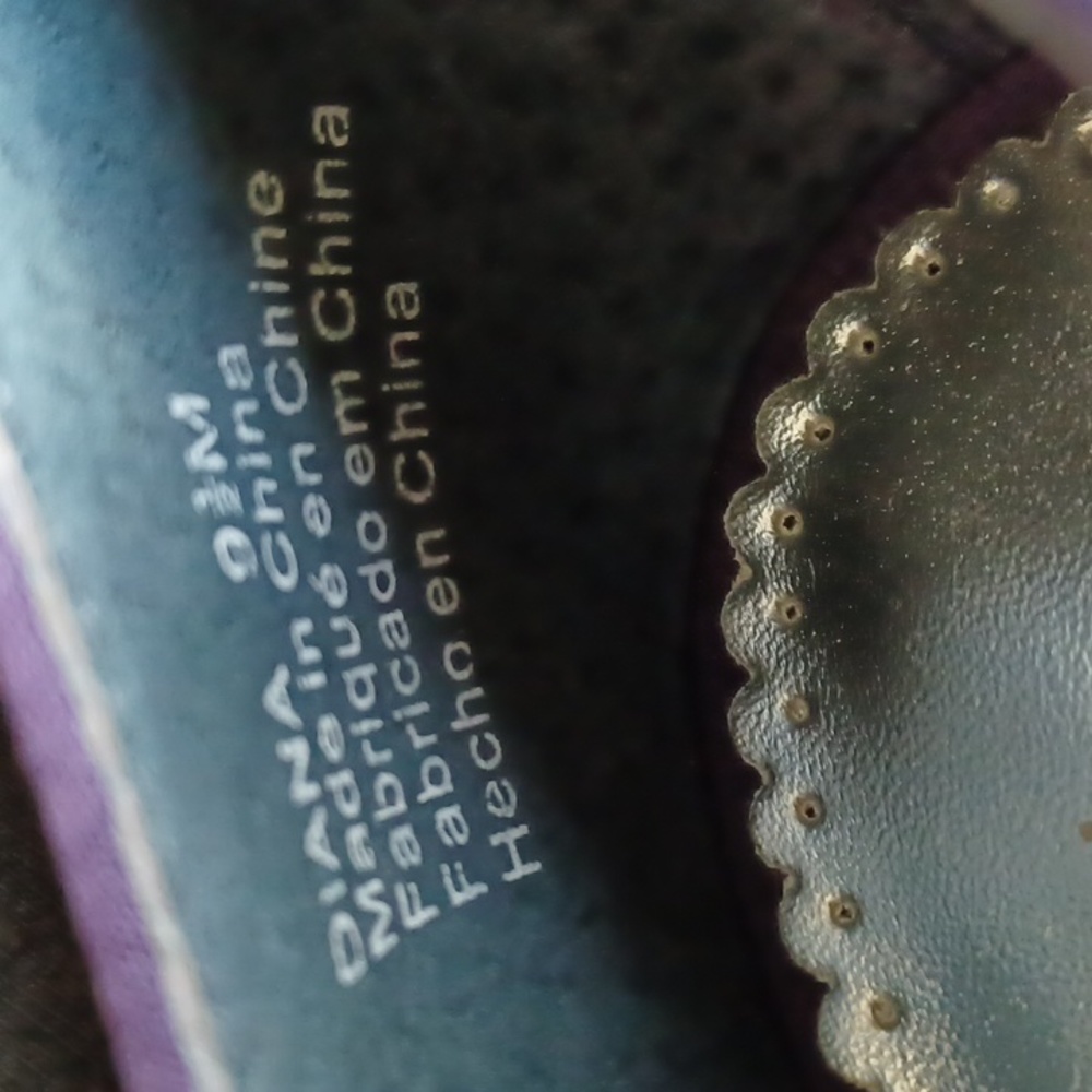 WS23- Women 4" Satin Purple Heels - sz 9.5 & sz 10 - Picture 7 of 8